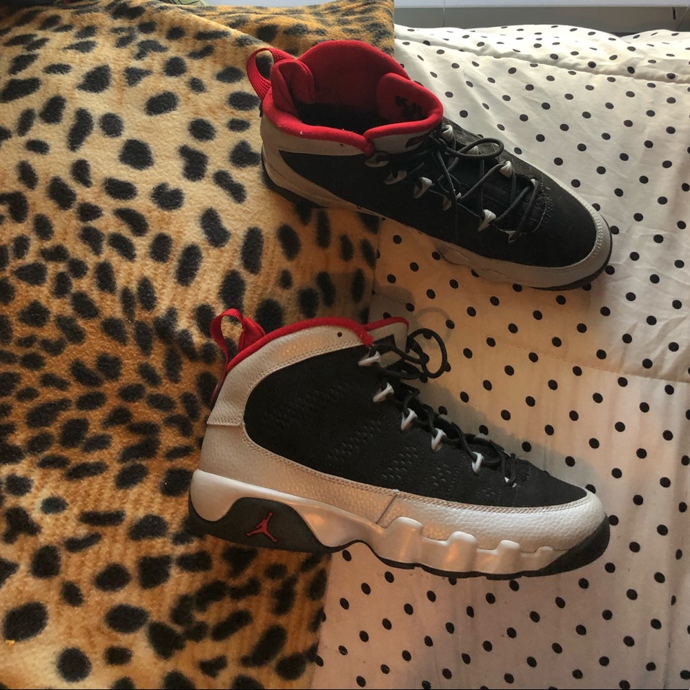 Jordan 9 Retro “Johnny Kilroy”